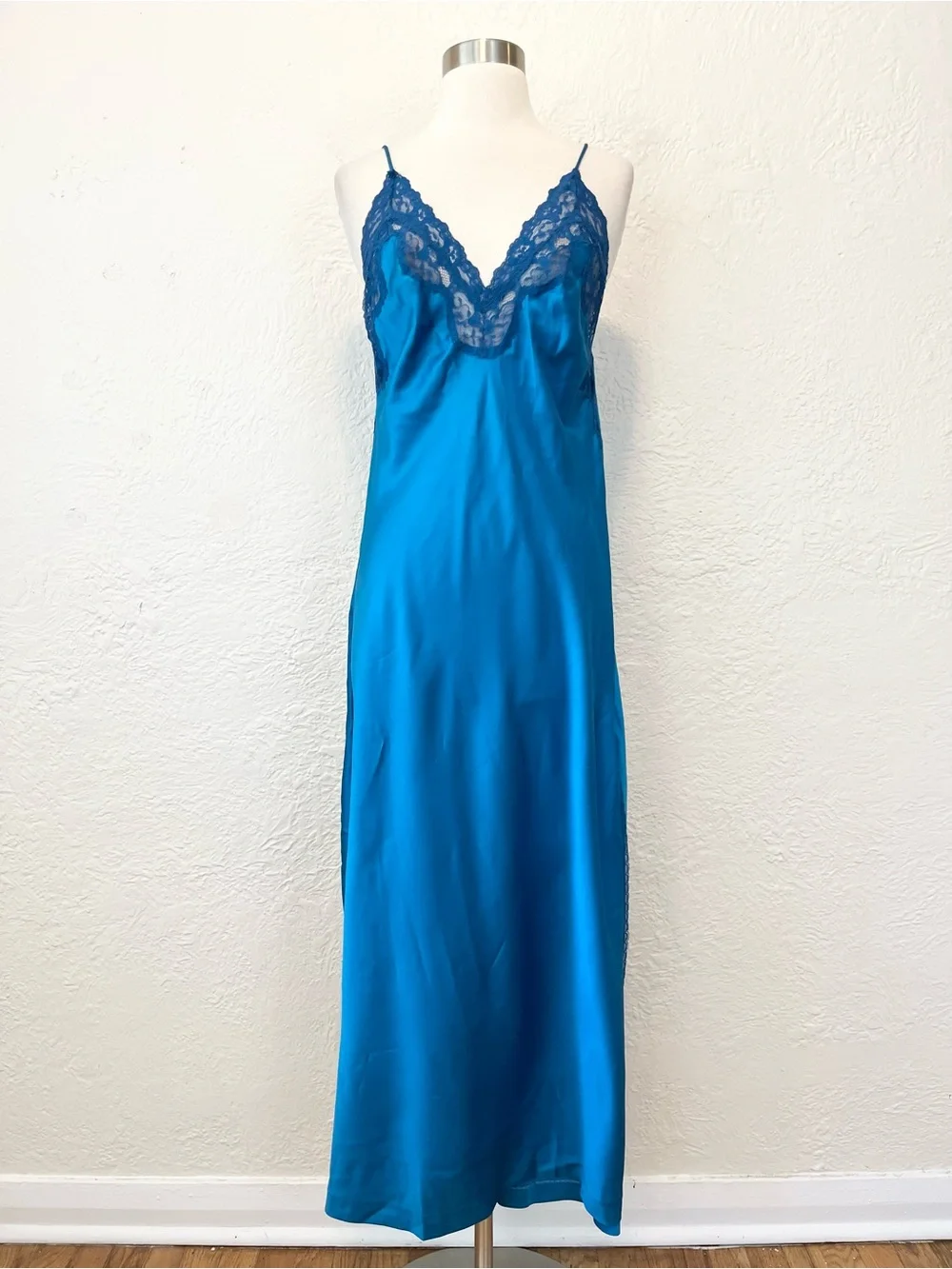 Vintage Slip Dress Chemise Blue Satin Lace Trim size Small S Romantic Fairy - Picture 2 of 13